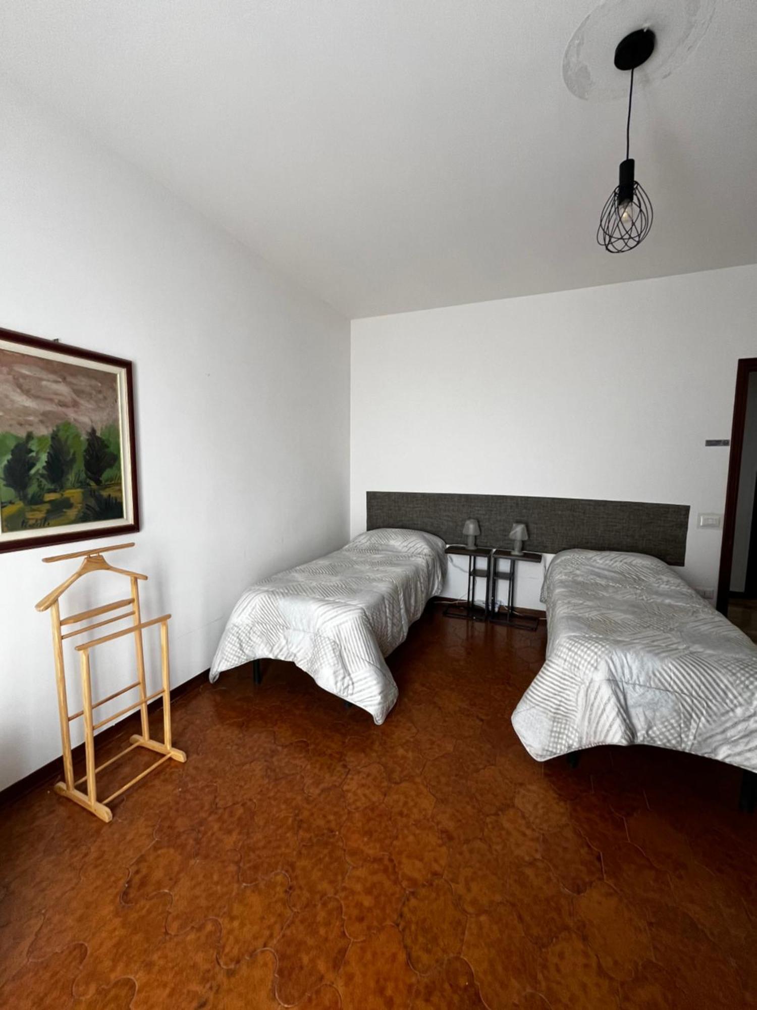 R&B Emilia Bed & Breakfast Cadeo Екстериор снимка
